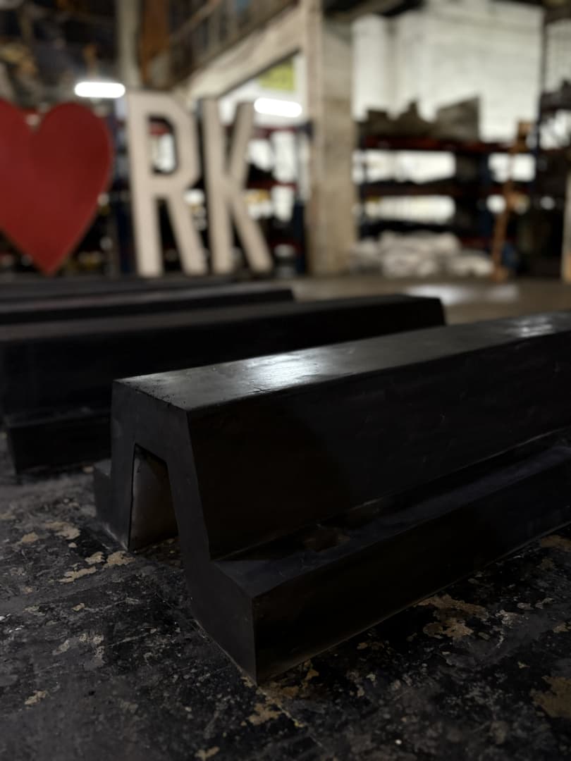 Arch V Type Rubber Dock Fender Profile